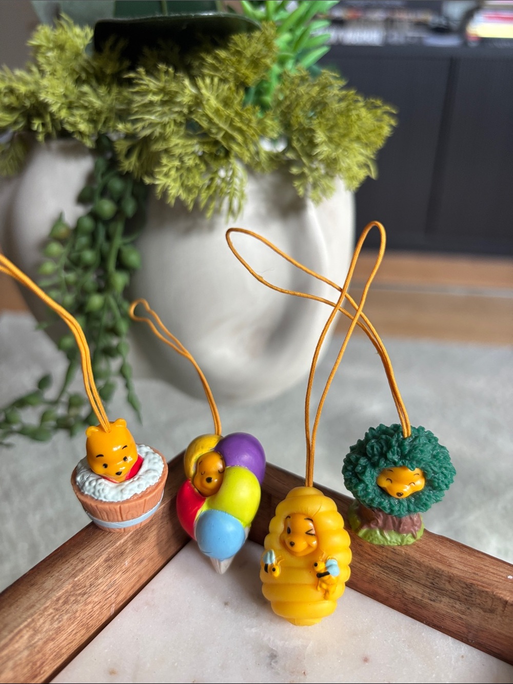 (4) TOMY Winnie the Pooh - Peek-a-Pooh Series 16 (100 Acre Woods) Danglers